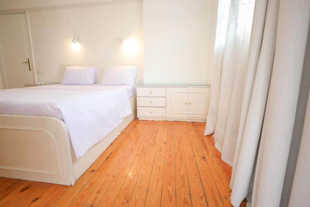 Apartment Khaton *