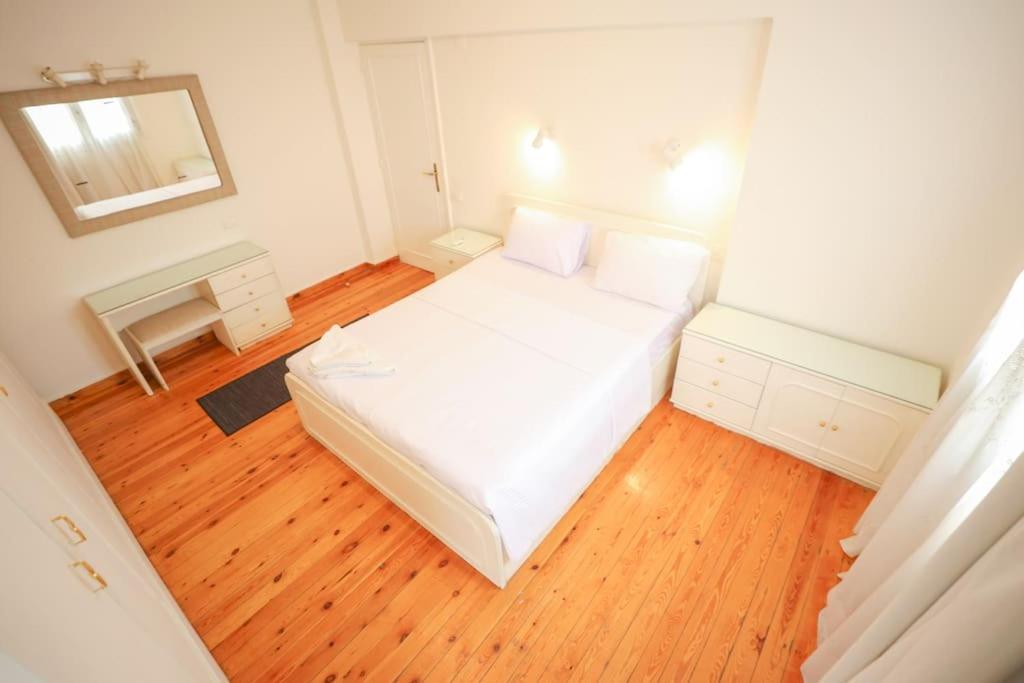 Khaton Apartment *